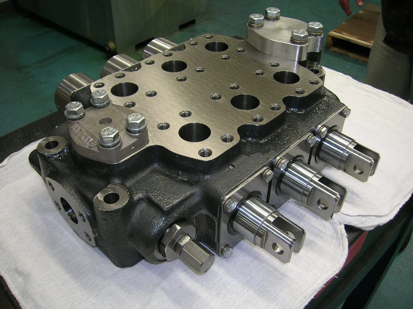 Multi-section directional valve after Reidville rebuild